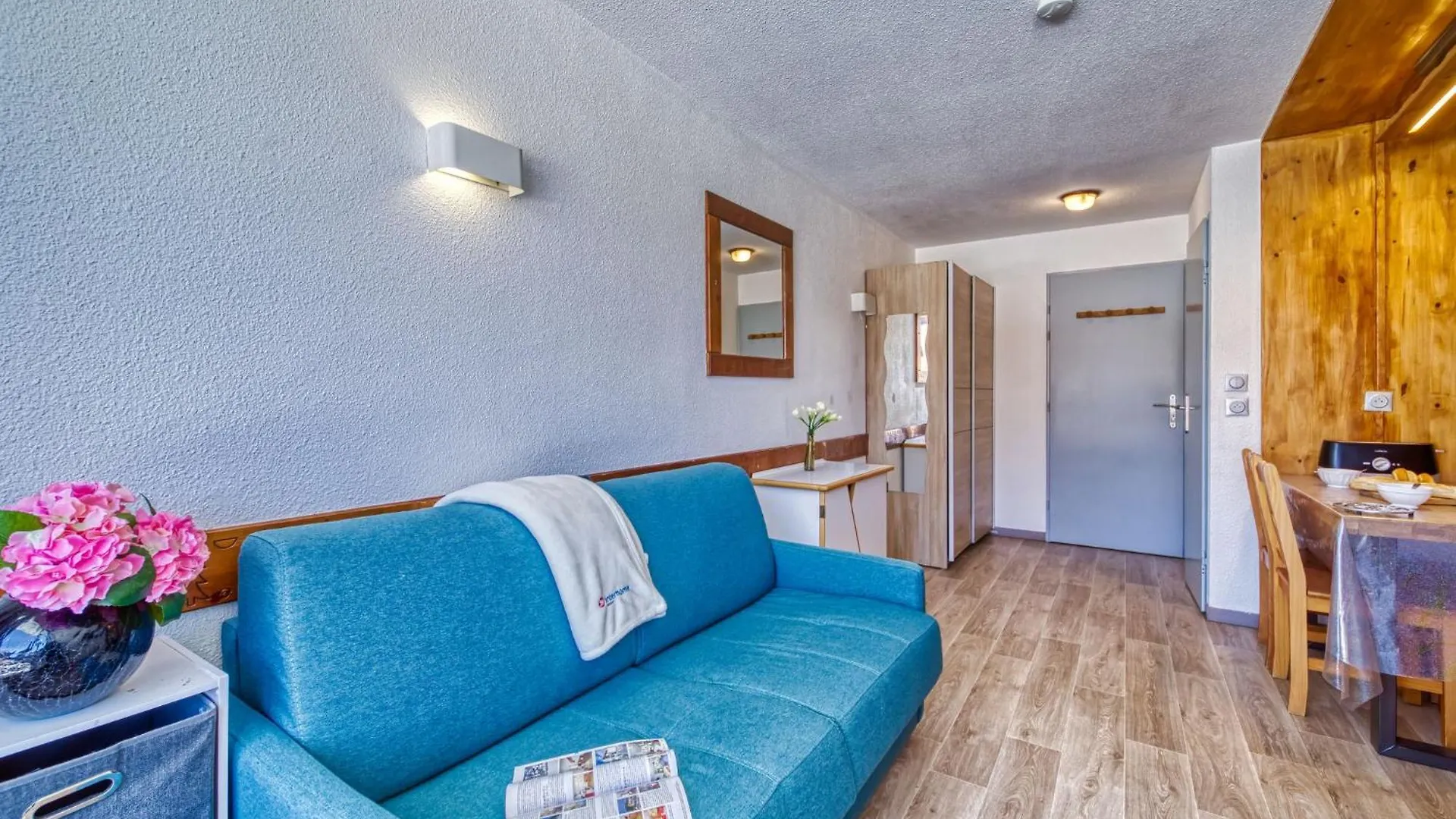 Apartment Altineige-4 By Interhome Val Thorens France